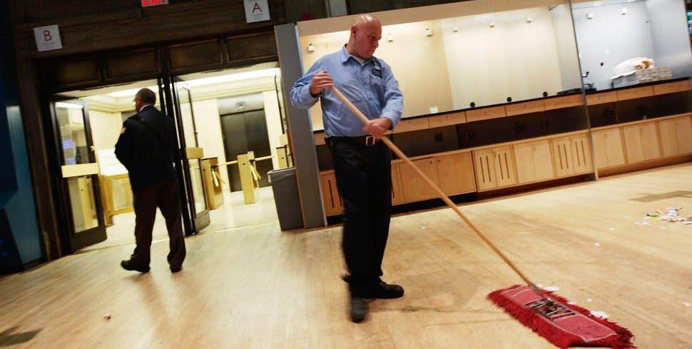 Man Poses As Airport Janitor And Tries To Sneak Into Germany To See Girlfriend