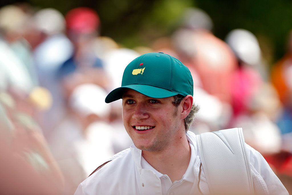 Niall Horan Eats Wings And Talks Masters