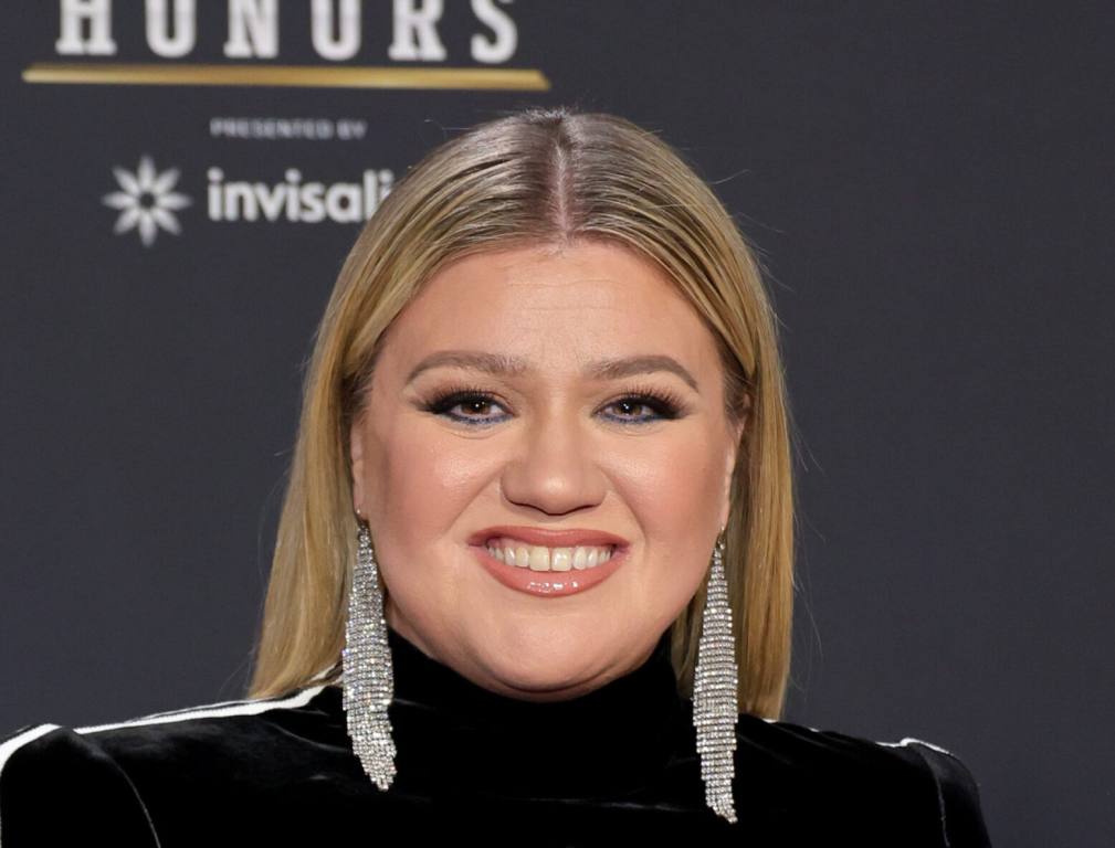 Kelly Clarkson Reveals The Reason For Her Weight Loss